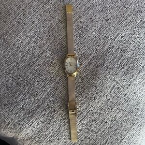 Fossil Women's Gold Mesh Watch